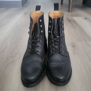 Wills Vegan Store Brogue Boots